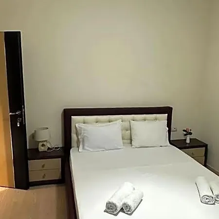 Grand Park 3* Gjirokastër